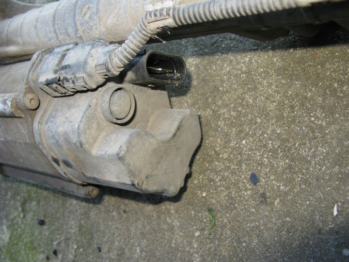 BMW 5 F10 F11 CRÉMAILLÈRE DE DIRECTION CRÉMAILLÈRE DE DIRECTION AKTYWNA EUROPE 7806501285