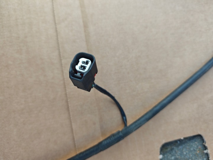 JEEP GRAND CHEROKEE 2015 AVEC ARRIÈRE SPOILER COUVERCLES DE COFFRE ARRIÈRE COUVERCLES DE COFFRE