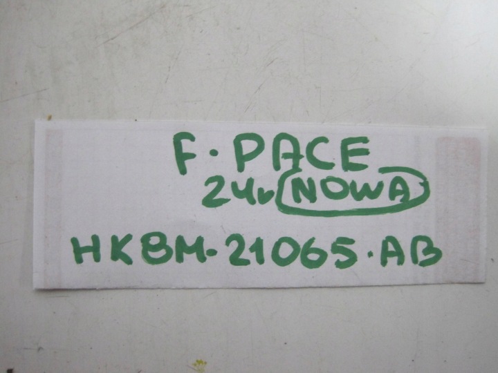 MOULURE PORTES AVANT GAUCHE JAGUAR F-PACE HK8M-21065A-BW