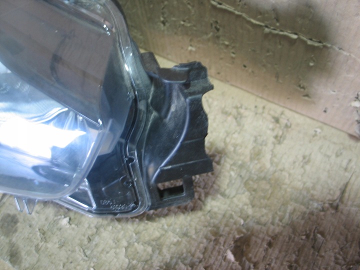 MAZDA 2 II DJ 14- PHARE DROITE AVANT AVANT DROITE ORDINAIRE DB5J-51030
