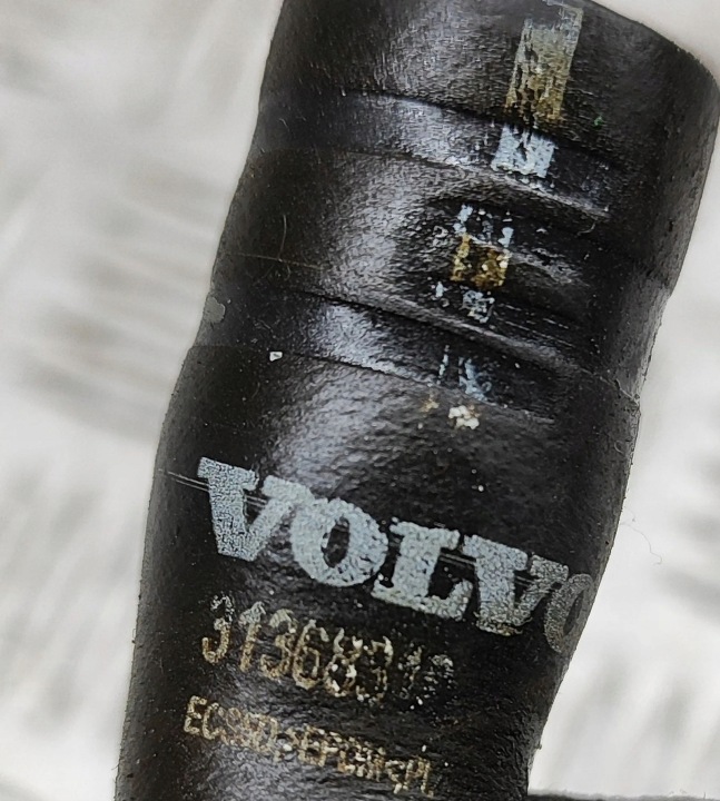 VOLVO XC90 2016 FIL TUYAU RADIATEUR