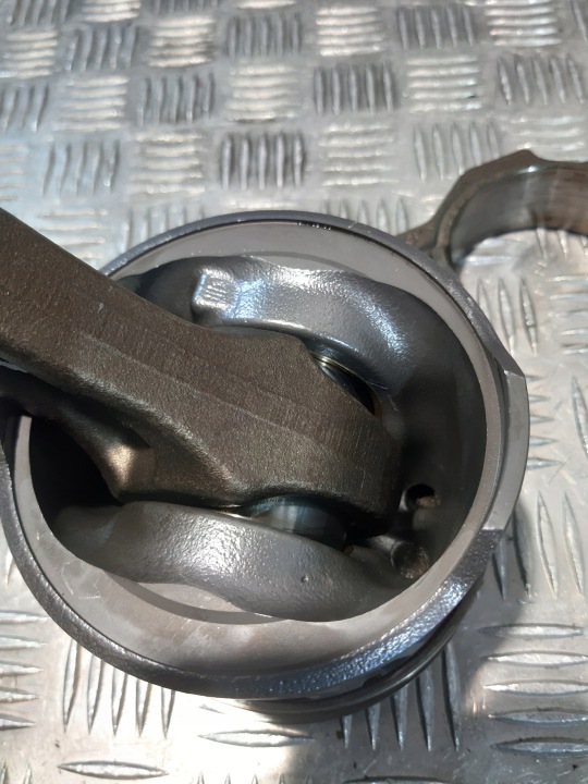 PISTON BIELLE MAN D0836 LOH66