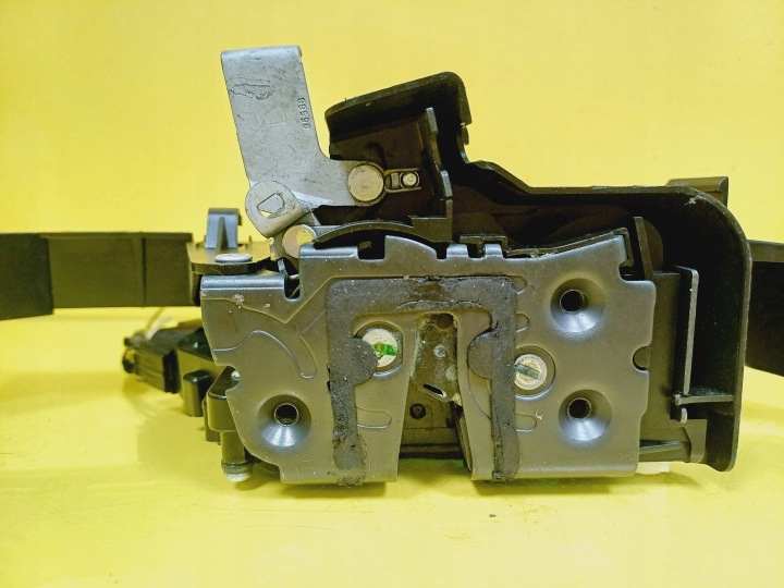 SERRURE DE PORTE GAUCHE ARRIÈRE FORD FOCUS MK2 6 GOUPILLE UNIVERSEL 4M5AA26413BC PUCE NR191