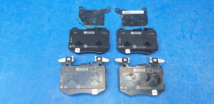 NOUVEAU ORIGINAL PLAQUETTES FREIN AVANT MERCEDES GLC X253