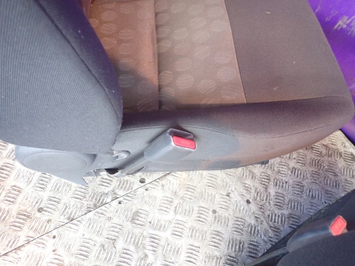 SUZUKI SPLASH SIÈGES ENSEMBLE AVANT GAUCHE CONDUCTEUR DROIT PASSAGER BANQUETTE ARRIÈRE