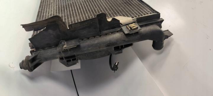PANNEAU AVANT RADIATEURS 1685000193 MERCEDES A CLASSE W168