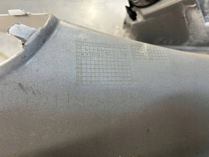 PARE-CHOCS AVANT TOYOTA YARIS IV 20- 52119-ODA00