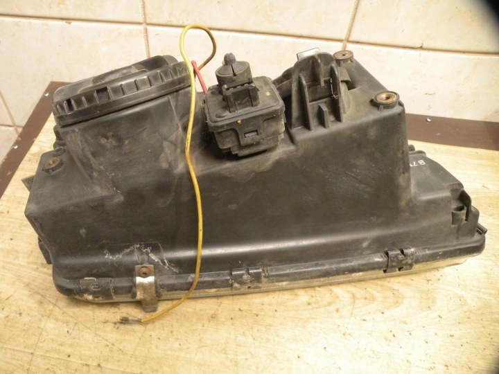 VOLVO S70 V70 97-00 PROJECTEUR GAUCHE PHARE