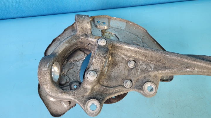 MERCEDES W205 2.2 CDI ROTULE DE DIRECTION DROIT AVANT A2052200
