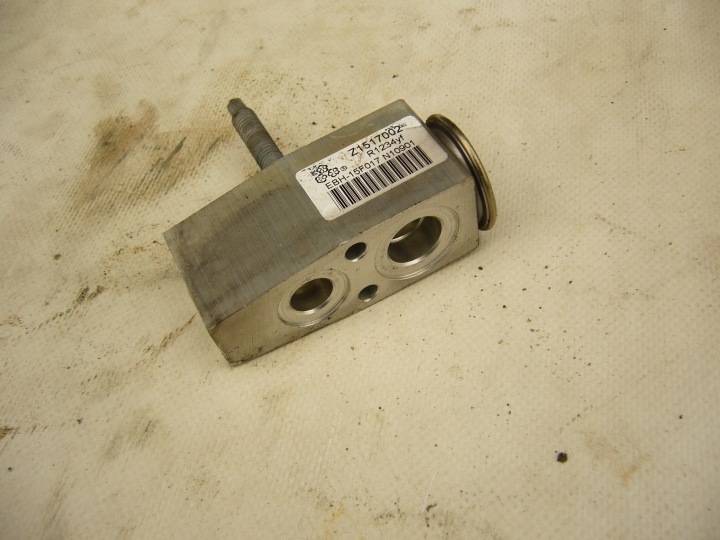 OPEL ZAFIRA C SOUPAPE EXPANSIBLE Z1517002
