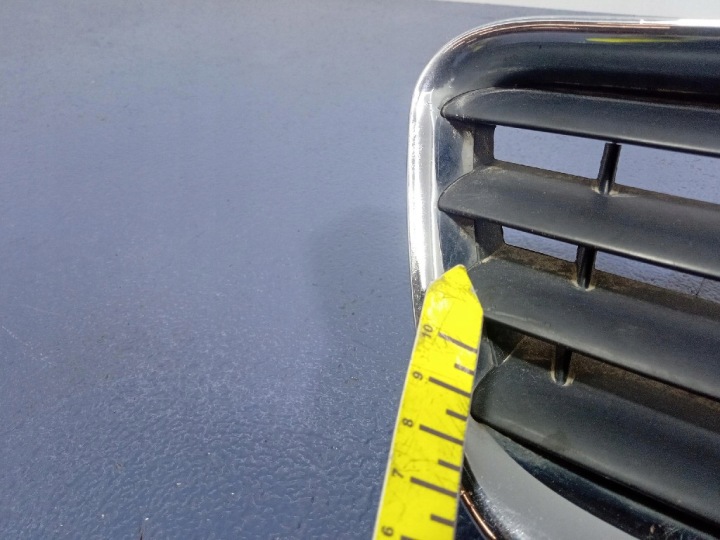 AUDI A3 8L CALANDRE GRILLE 8L0853651A