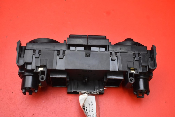 PANNEAU COMMANDE CONDUIT D'AIR CLIMATISATION 5JA820045B SKODA RAPID 1 I 12-17
