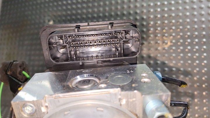 POMPE CONTRÔLEUR ABS 6887741 6887740 BMW F32 F31 F30 F36 F20