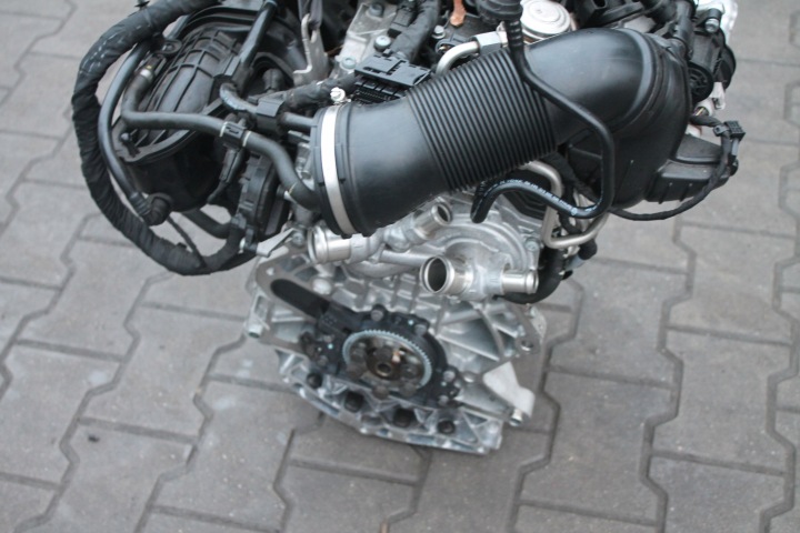 MOTEUR COMPLET VW SKODA 1,0 TSI DLAM 5TYSKM