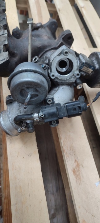 AUDI A4 B8 EXEO A5 1.8 TFSI TURBINE TURBOCOMPRESSEUR 06H145701L