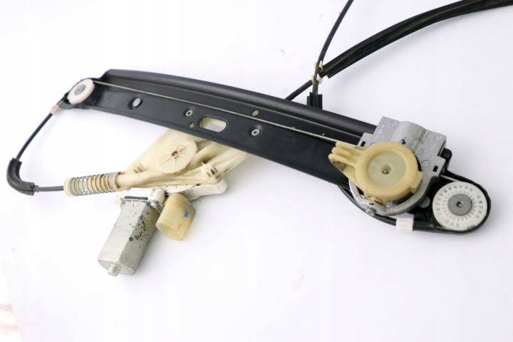 BMW E81 E82 E88 ÉLÉVATEUR VITRES DROIT 6978846