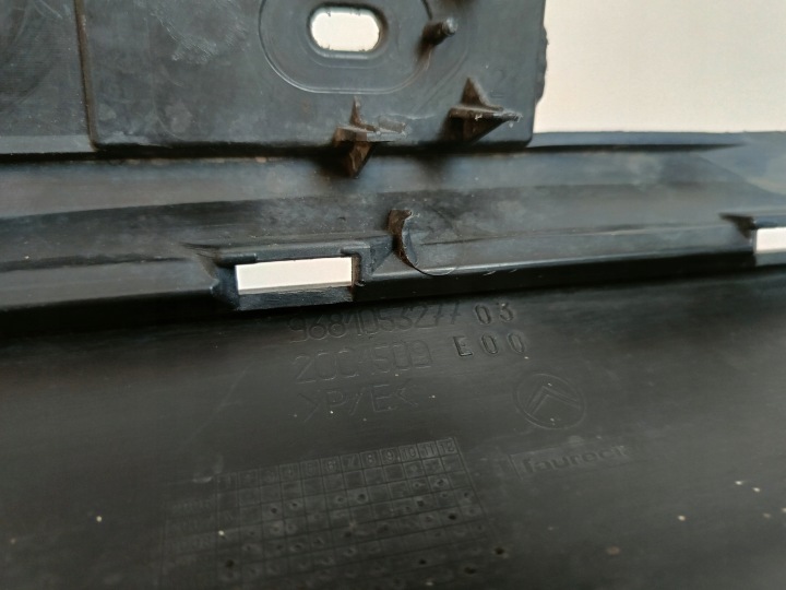 DOUBLURE LÈVRE SPOILER PARE-CHOCS AVANT GAUCHE 9681053277 CITROEN C5 III