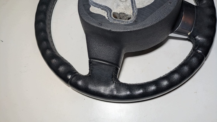 186A.FORD FOCUS II MK2 VOLANT CUIR COUSSIN AIRBAG 4M513600EKW