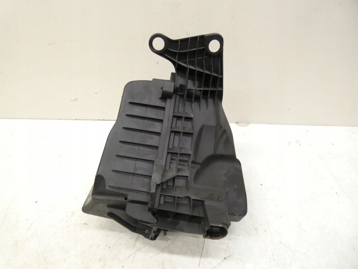 BMW Z4 E89 2.0I N20 CHÂSSIS FILTRE AIR CONDUIT D'AIR