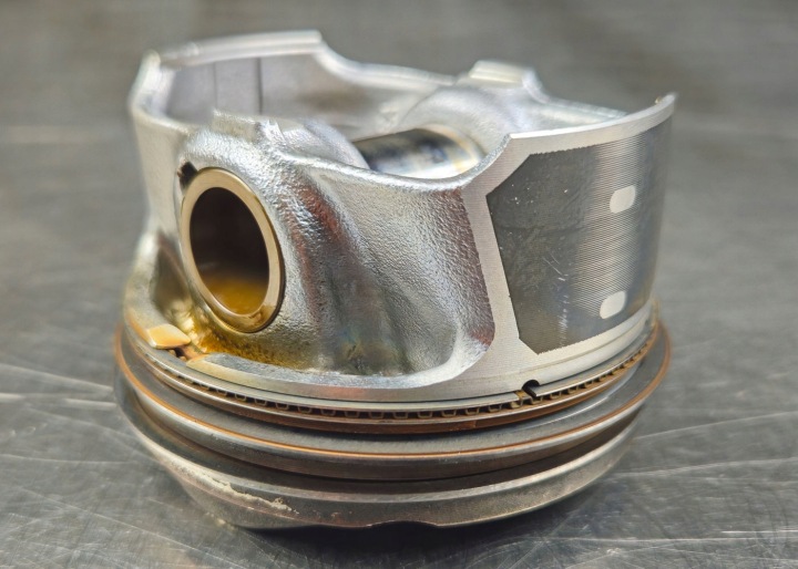 PISTON FORD TRANSIT CONNECT 1.0 ECOBOOST M2GB ECJEA PK30