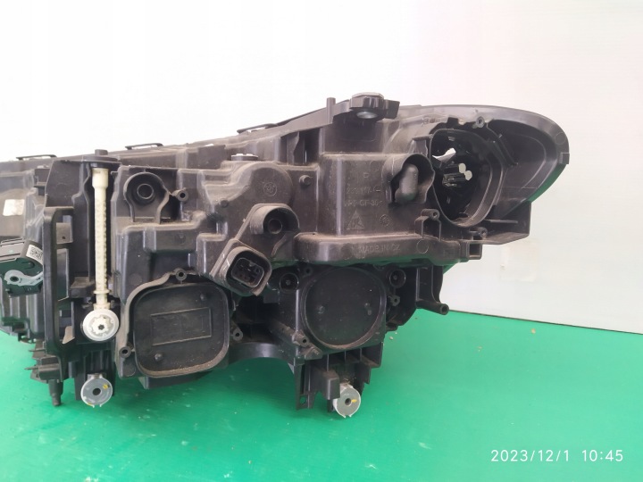 PHARE DROIT AVANT BMW 6 G32 COMPLET LED 9850536