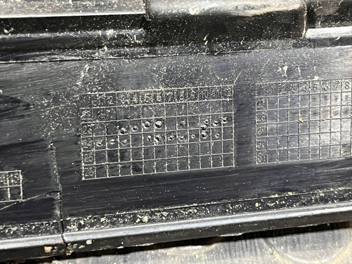 SKODA KODIAQ II 2 57H 24- CALANDRE GRILLE GRILLE CENTRALE PARE-CHOCS AVANT