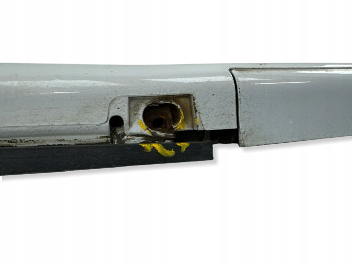 MOULURE SEUIL GAUCHE AUDI A1 S1 8X0 S-LINE 10-14