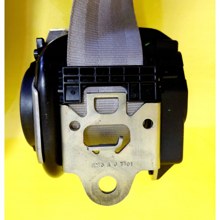 CEINTURE DE SÉCURITÉ DROIT ARRIÈRE AUDI A8 S8 D3 4E 4E0857806B NR1649
