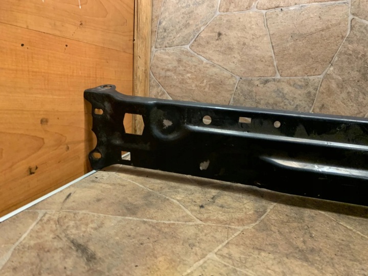 SUPÉRIEURE PIÈCE PANNEAU AVANT MERCEDES-BENZ C (W204) A2046200072 2.1L DIESEL