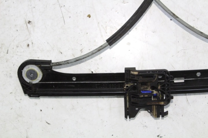 ÉLÉVATEUR VITRES GAUCHES AVANT PORTES AUDI A3 LIMOUSINE (8VS, 8VM)