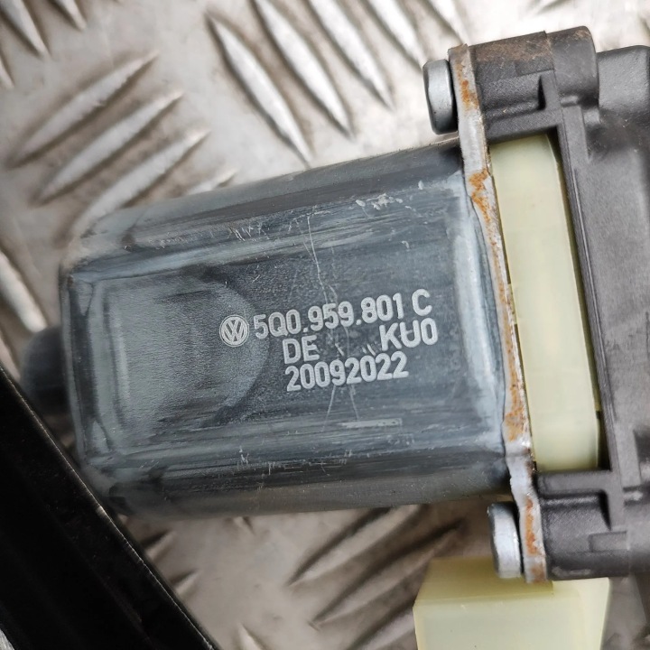 ÉLÉVATEUR VITRES GAUCHES AVANT PORTES CUPRA FORMENTOR 5Q0959801C 33337389