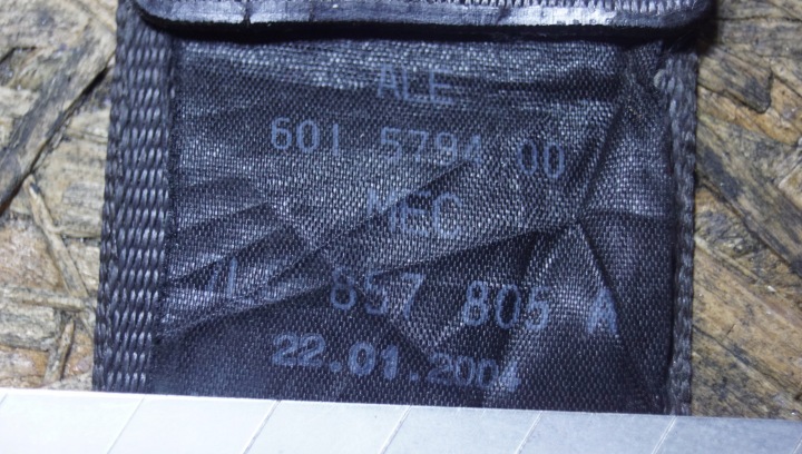 VW TOUAREG CEINTURE DE SÉCURITÉ GAUCHE ARRIÈRE 7L0857805