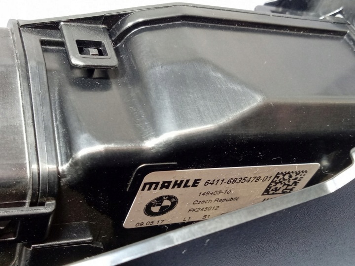 BMW 5 G30 G31 AROMATYZER ZAPACHU 6835478