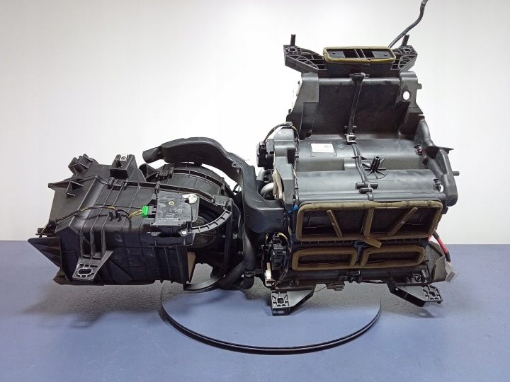 JAGUAR XF I X250 3.0D CHAUFFAGE EUROPE 9X23-19B555 306DT
