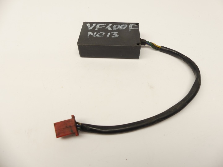 HONDA VF 400 F VF400 F 83+ MODULE ALLUMAGE ALLUMAGE