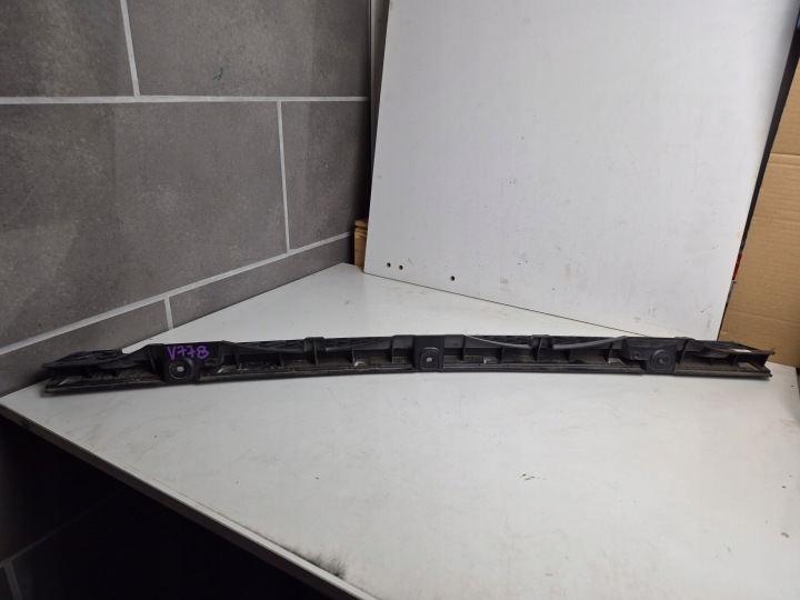 VW TOUAREG II SUPPORT GLISSIÈRE FIXATION PARE-CHOCS ARRIÈRE ARRIÈRE 7P6807863A