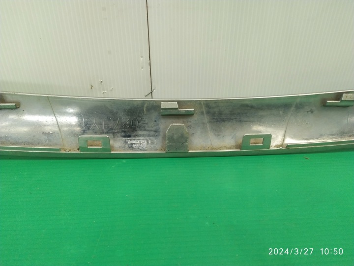 MOULURE CHROME PARE-CHOCS AVANT RENAULT SCENIC III LIFT 2011- 620783050R