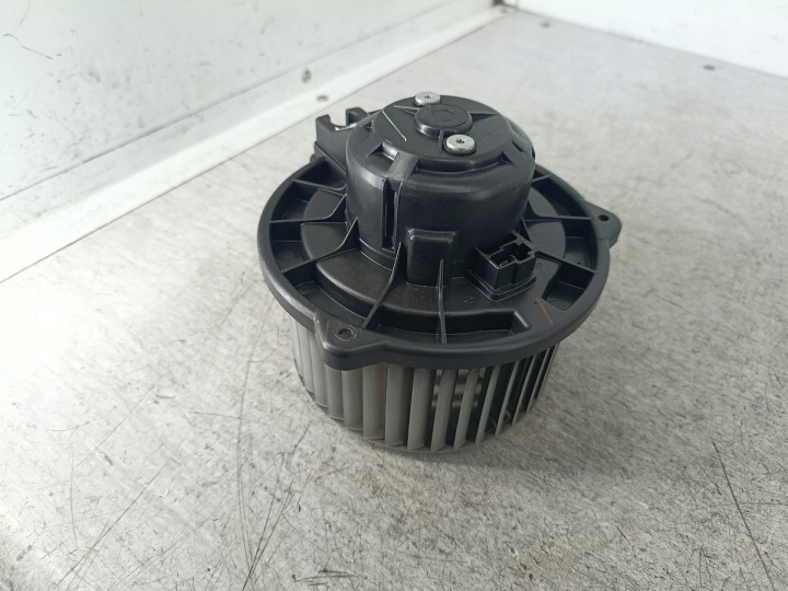 VENTILATEUR CONDUIT D'AIR VENTILATEUR TOYOTA COROLLA IX E12 0130101601 MF016070-0610