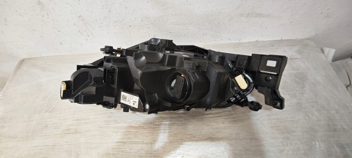 PHARE DROIT AVANT SEAT IBIZA V 6F LIFT COMPLET LED