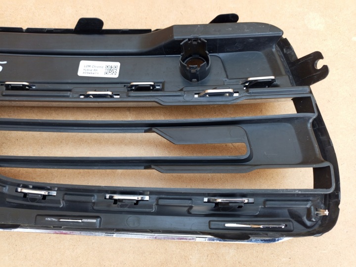 VOLVO XC90 II 2 LIFT 19- GRILLE CALANDRE PARE-CHOCS AVANT DROITE 31663843