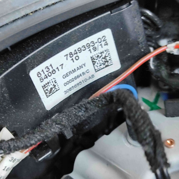 VOLANT BMW 3 TOURING (F31) 7850415 32096081 2.0L 105KW 2014