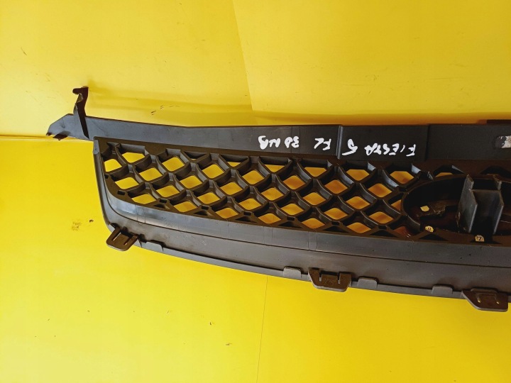 GRILLE CALANDRE FORD FIESTA V RESTYLAGE 05-08 6S618200AC NR147