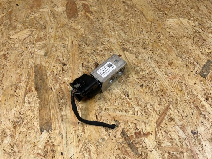 SOUPAPE EXPANSIBLE CLIMATISATION HYUNDAI KONA KIA E-NIRO II EV EAS-16M017