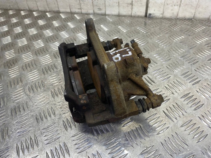 ÉTRIER DE FREIN DE FREIN AVANT GAUCHE AUDI Q3 F3 VW TIGUAN 6798G