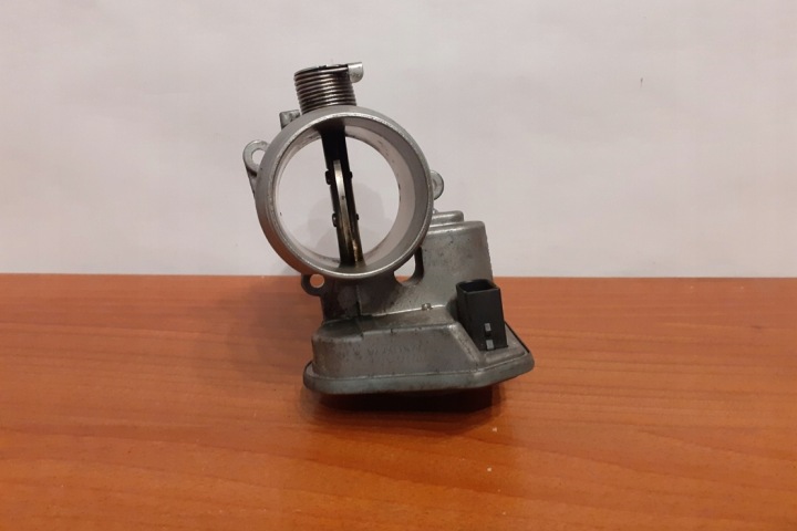 CARBURATEUR BMW 3 (E90) 3526 2009