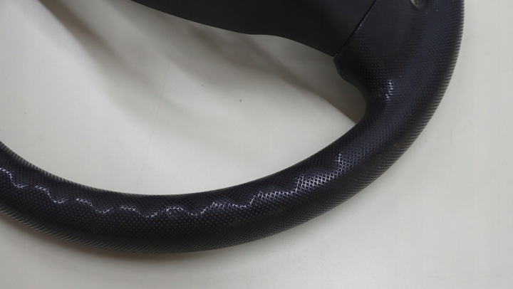 VOLANT TOYOTA AYGO I 05-12R GS12001840 EN BON ÉTAT