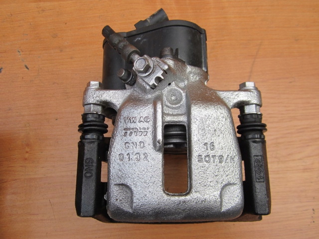 TRW ÉTRIER DE FREIN ÉLECTRIQUE FREINS DISQUE ARRIÈRE DROIT CONVIENT VERS AUDI Q3, SEAT