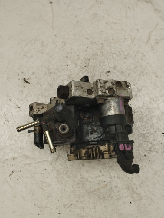 TOYOTA YARIS II 2 POMPE INJECTION 22100-0N020 0445010134