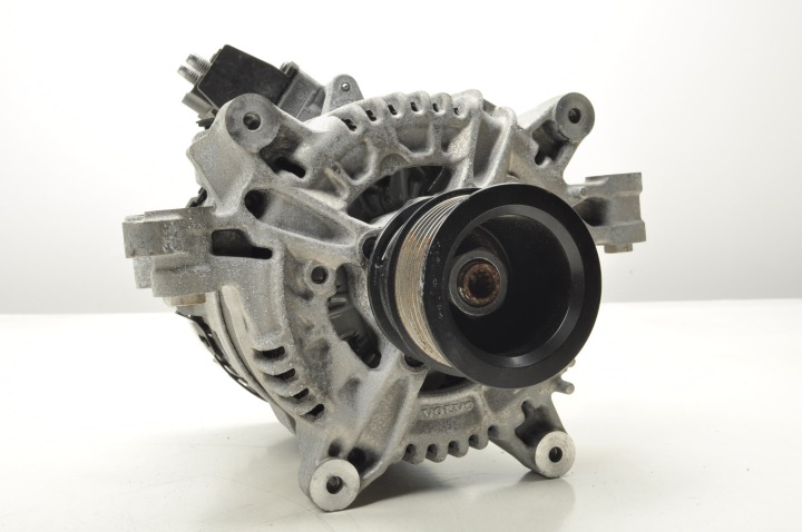VOLVO XC90 XC60 V90 S90 S60 V60 B3 B4 B5 ALTERNATEUR 32406474