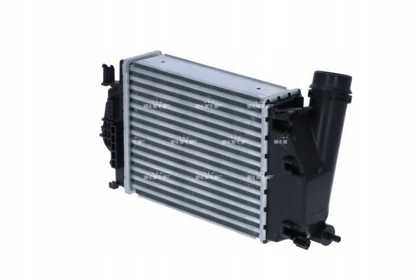 RADIATEUR AIR D'ADMISSION NISSAN QASHQAI II, X-TRAIL RENAULT ESPACE
